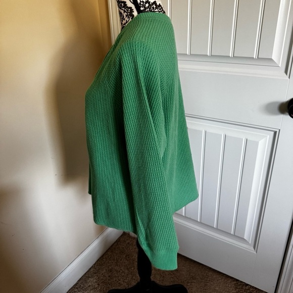 Green Button-Up Waffle Knit T-shirt NWT - Picture 3 of 5